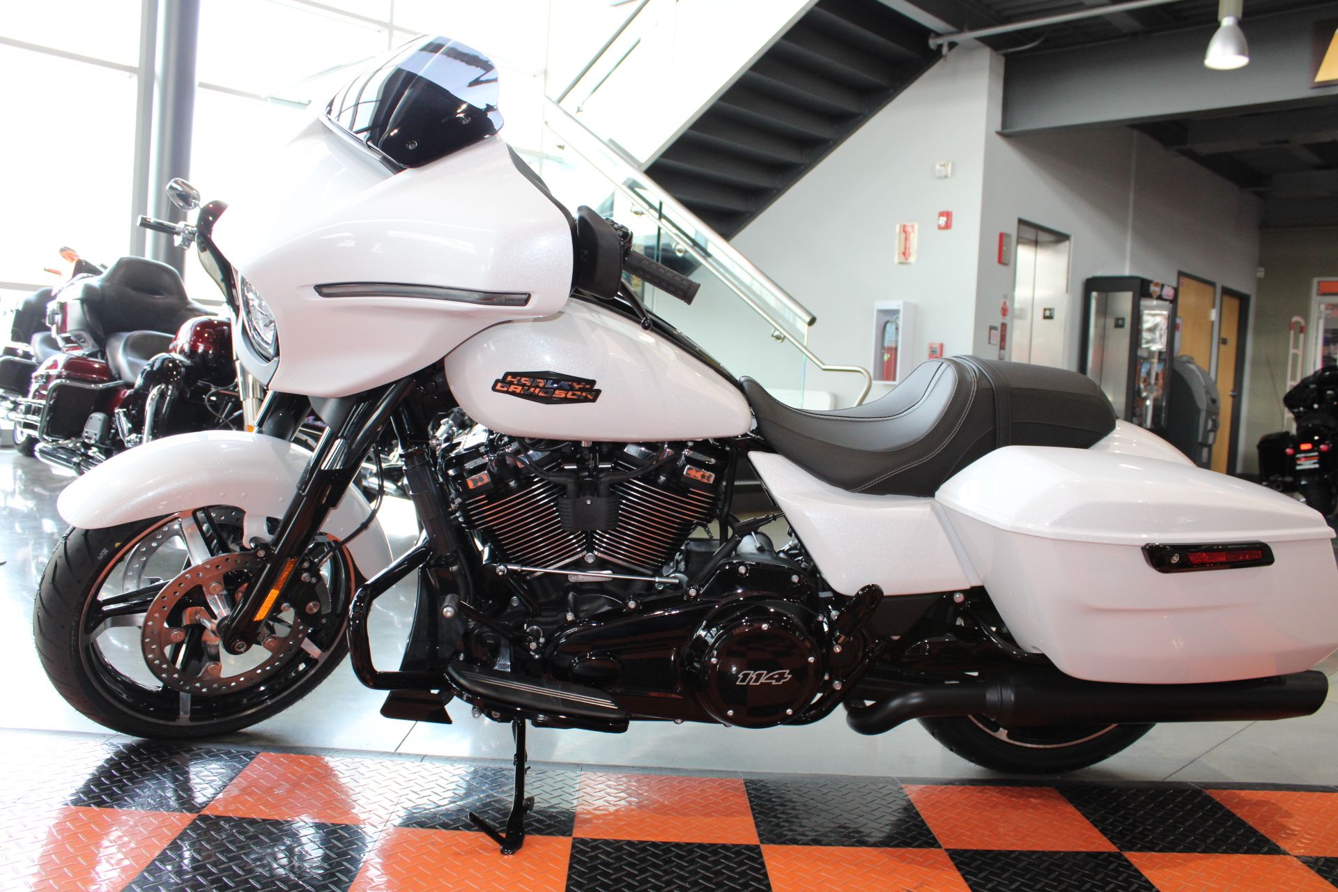 2024 Harley-Davidson Street Glide® in Shorewood, Illinois - Photo 20