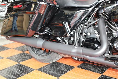 2018 Harley-Davidson Street Glide® Special in Shorewood, Illinois - Photo 9