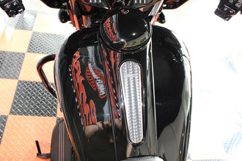 2018 Harley-Davidson Street Glide® Special in Shorewood, Illinois - Photo 11