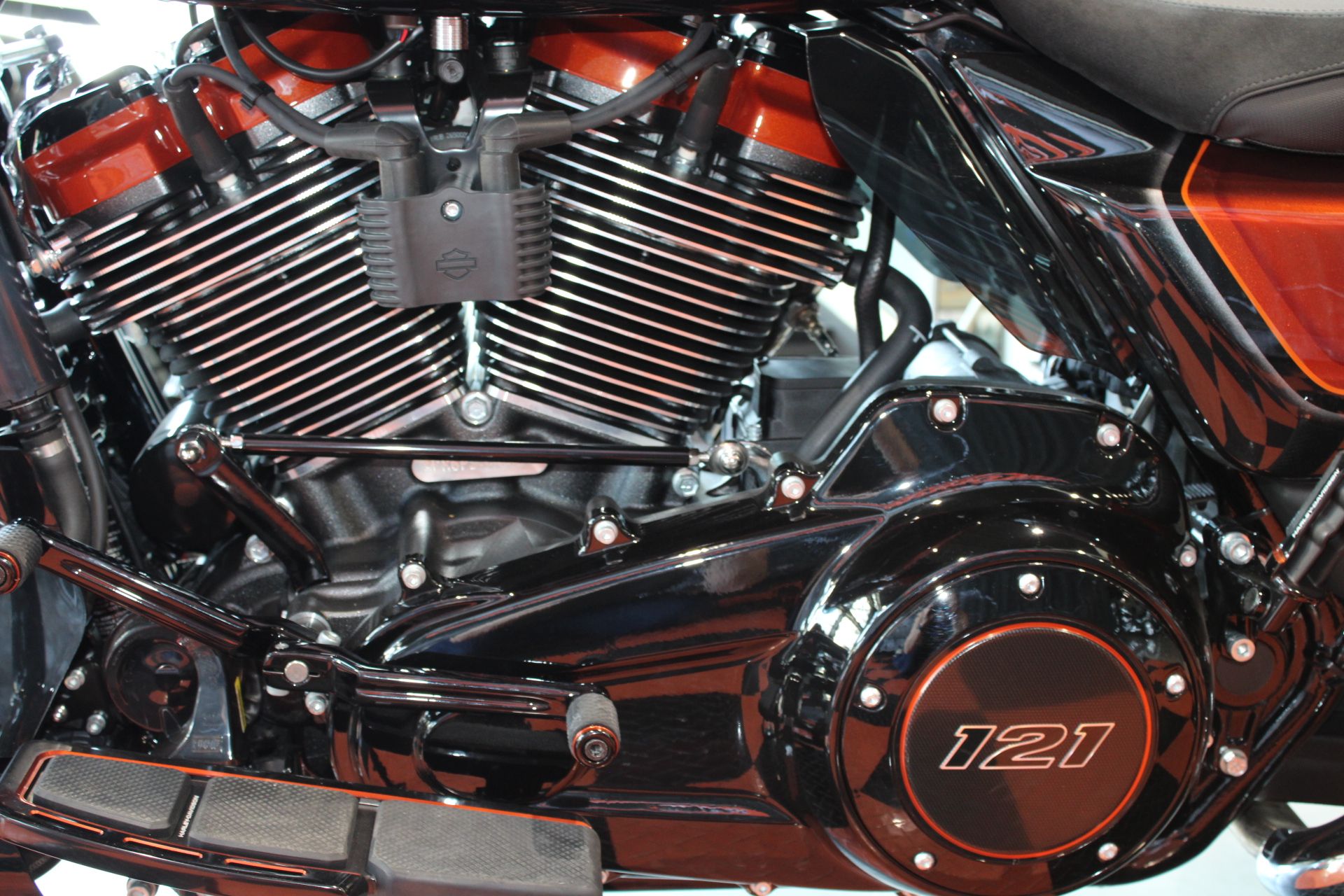 2023 Harley-Davidson CVO™ Street Glide® in Shorewood, Illinois - Photo 18