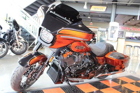 2023 Harley-Davidson CVO™ Street Glide® in Shorewood, Illinois - Photo 20
