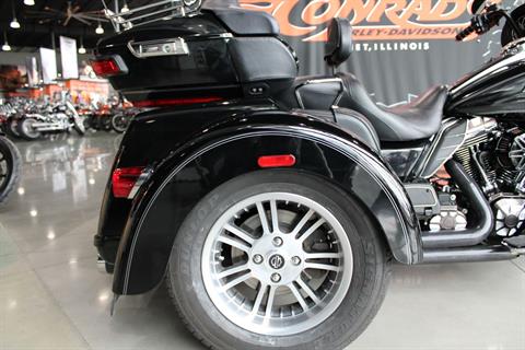 2015 Harley-Davidson Tri Glide® Ultra in Shorewood, Illinois - Photo 15