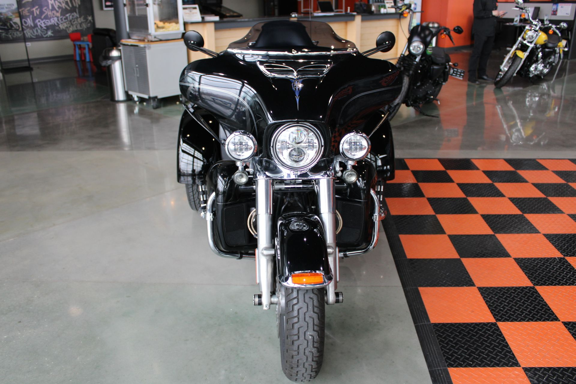2015 Harley-Davidson Tri Glide® Ultra in Shorewood, Illinois - Photo 23