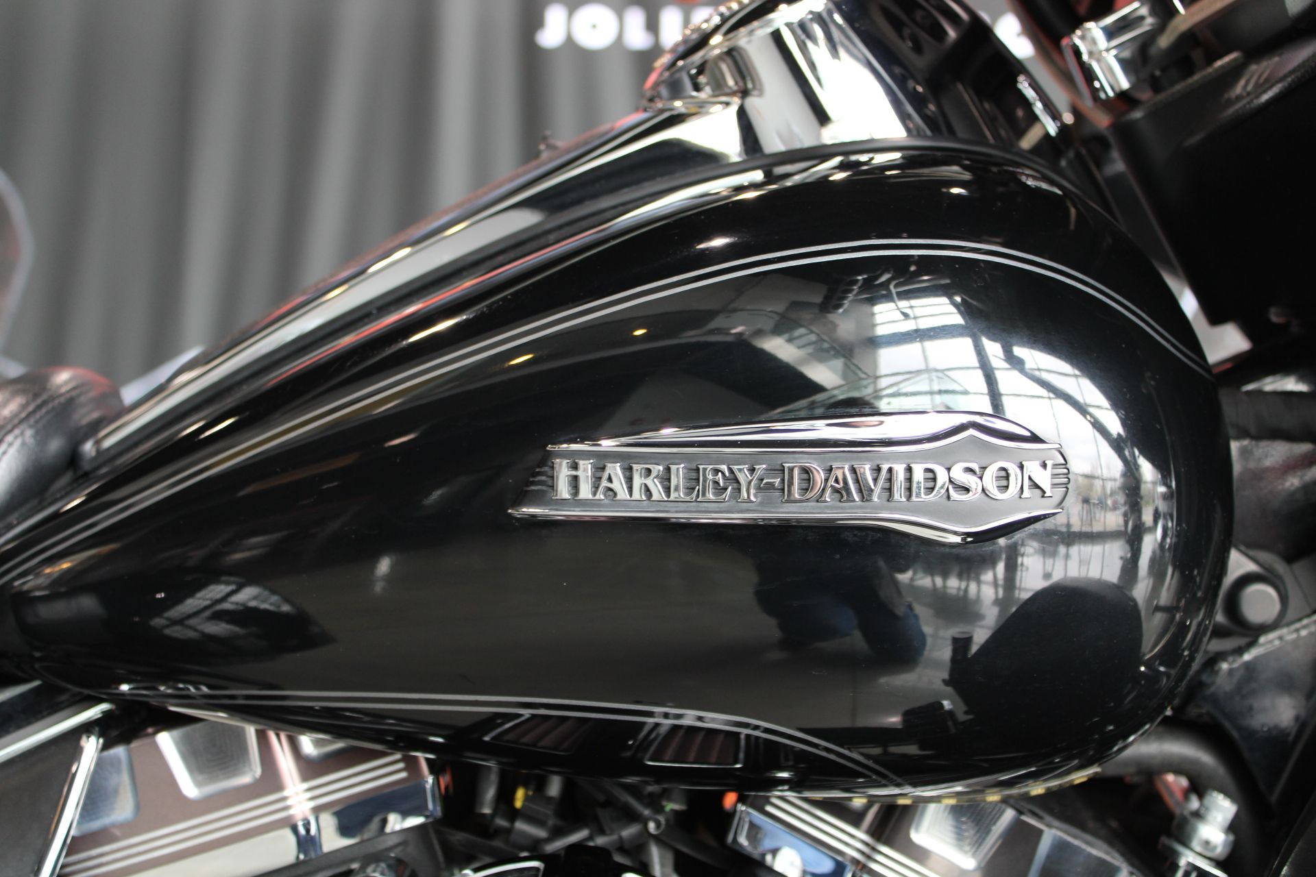 2015 Harley-Davidson Tri Glide® Ultra in Shorewood, Illinois - Photo 4