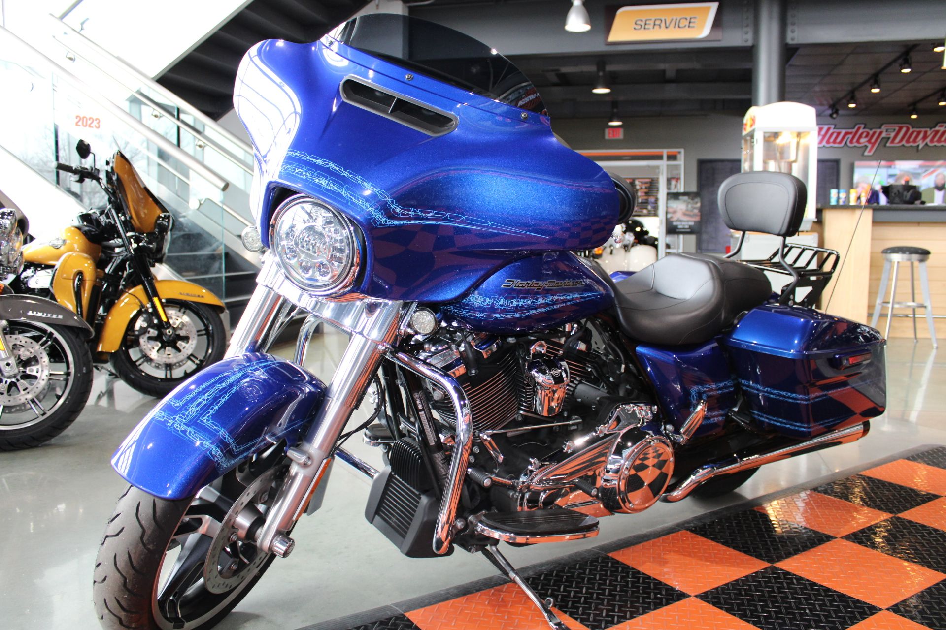 2019 Harley-Davidson Street Glide® in Shorewood, Illinois - Photo 20