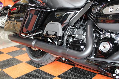 2023 Harley-Davidson Ultra Limited in Shorewood, Illinois - Photo 9