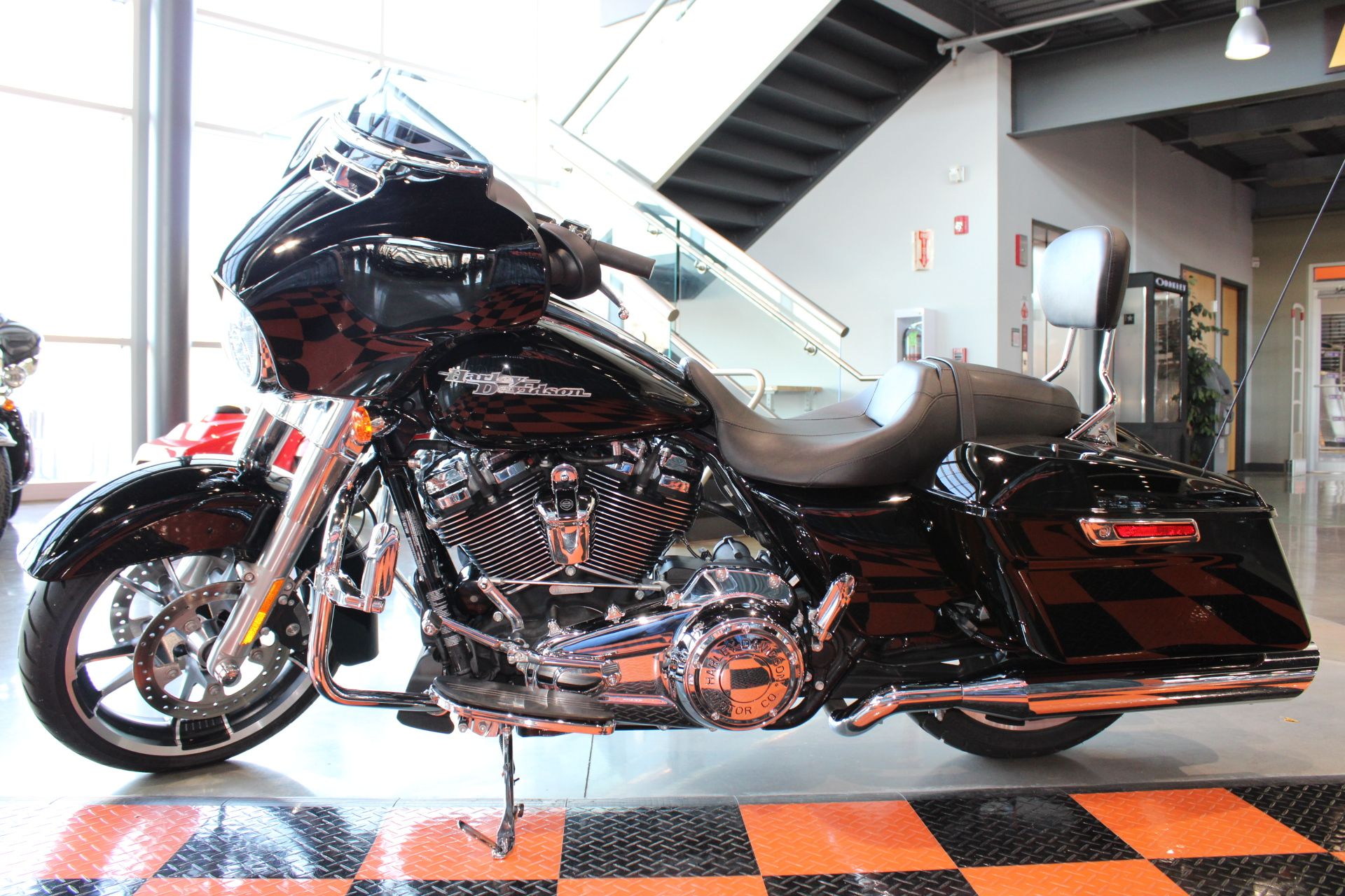 2020 Harley-Davidson Street Glide® in Shorewood, Illinois - Photo 18