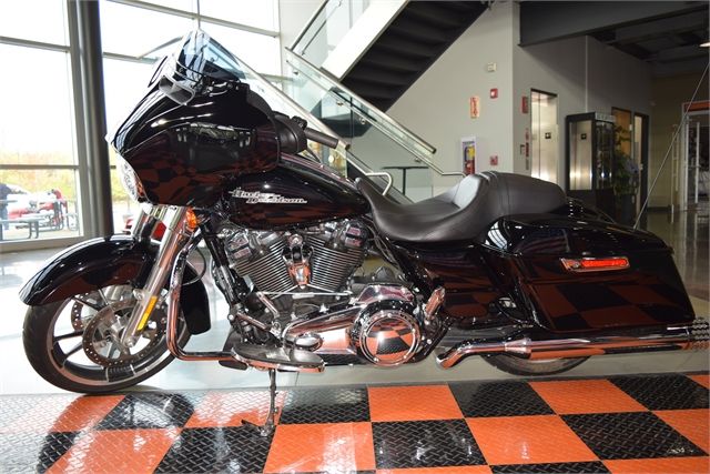 2020 Harley-Davidson Street Glide® in Shorewood, Illinois - Photo 2