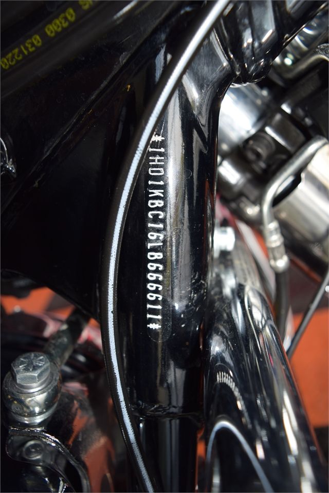 2020 Harley-Davidson Street Glide® in Shorewood, Illinois - Photo 6