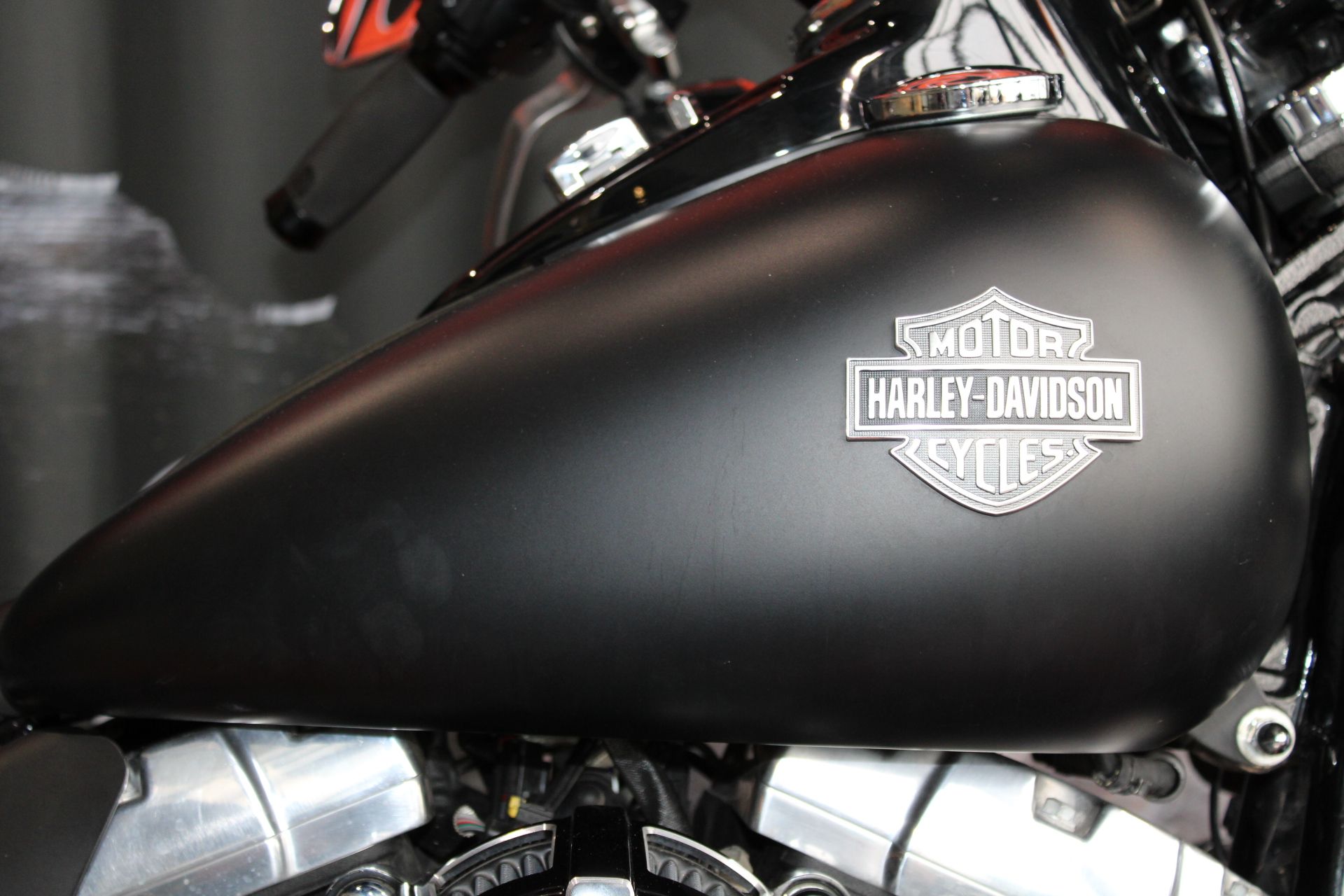 2017 Harley-Davidson Softail Slim® in Shorewood, Illinois - Photo 6