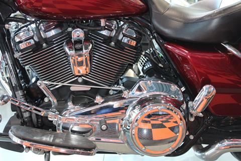 2017 Harley-Davidson Street Glide® Special in Shorewood, Illinois - Photo 18