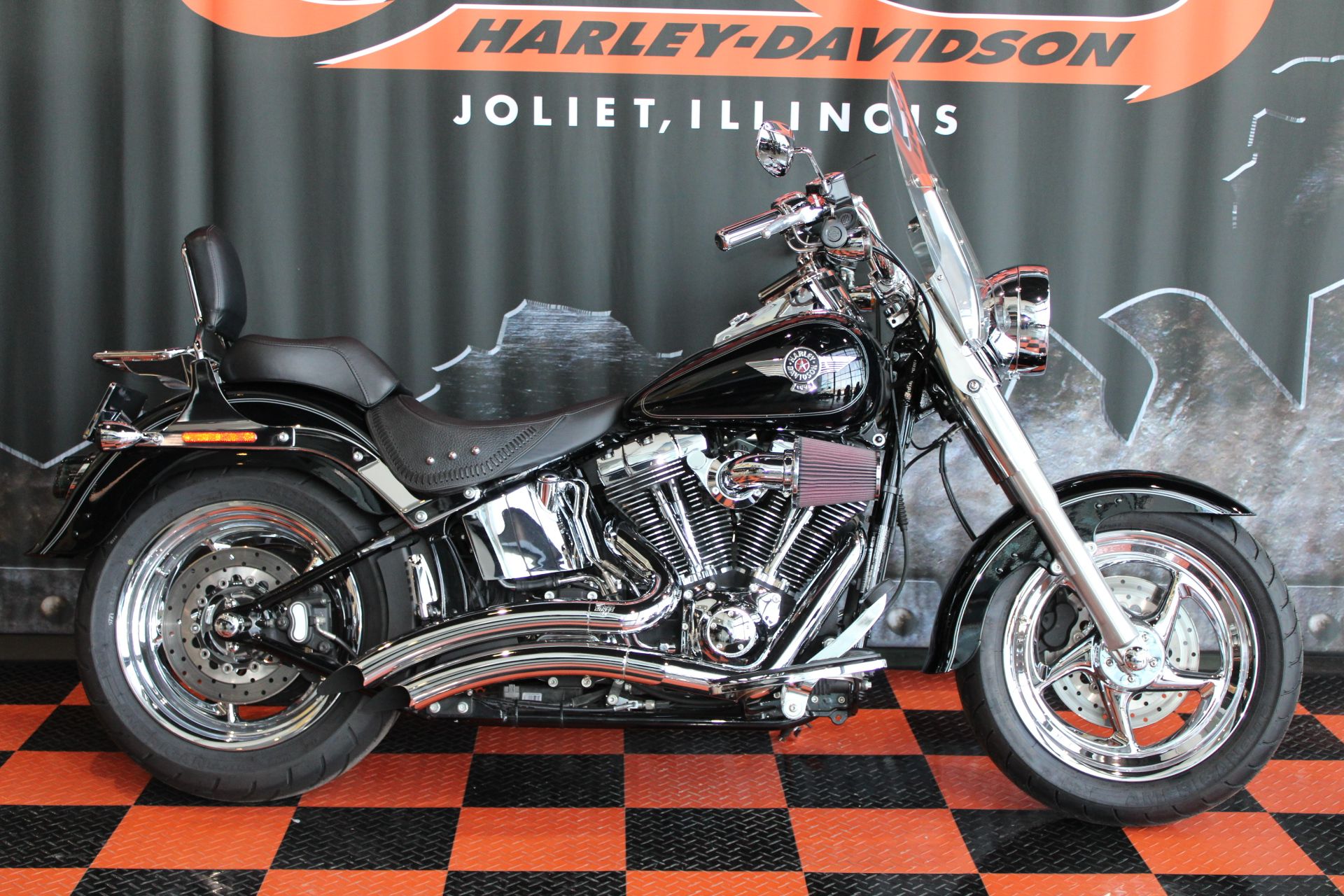 2011 Harley-Davidson Softail® Fat Boy® in Shorewood, Illinois - Photo 2