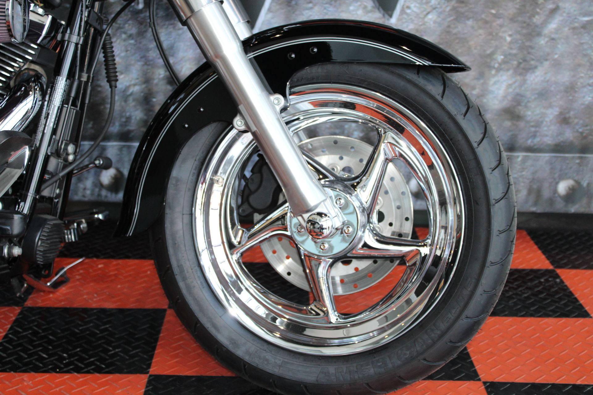 2011 Harley-Davidson Softail® Fat Boy® in Shorewood, Illinois - Photo 4