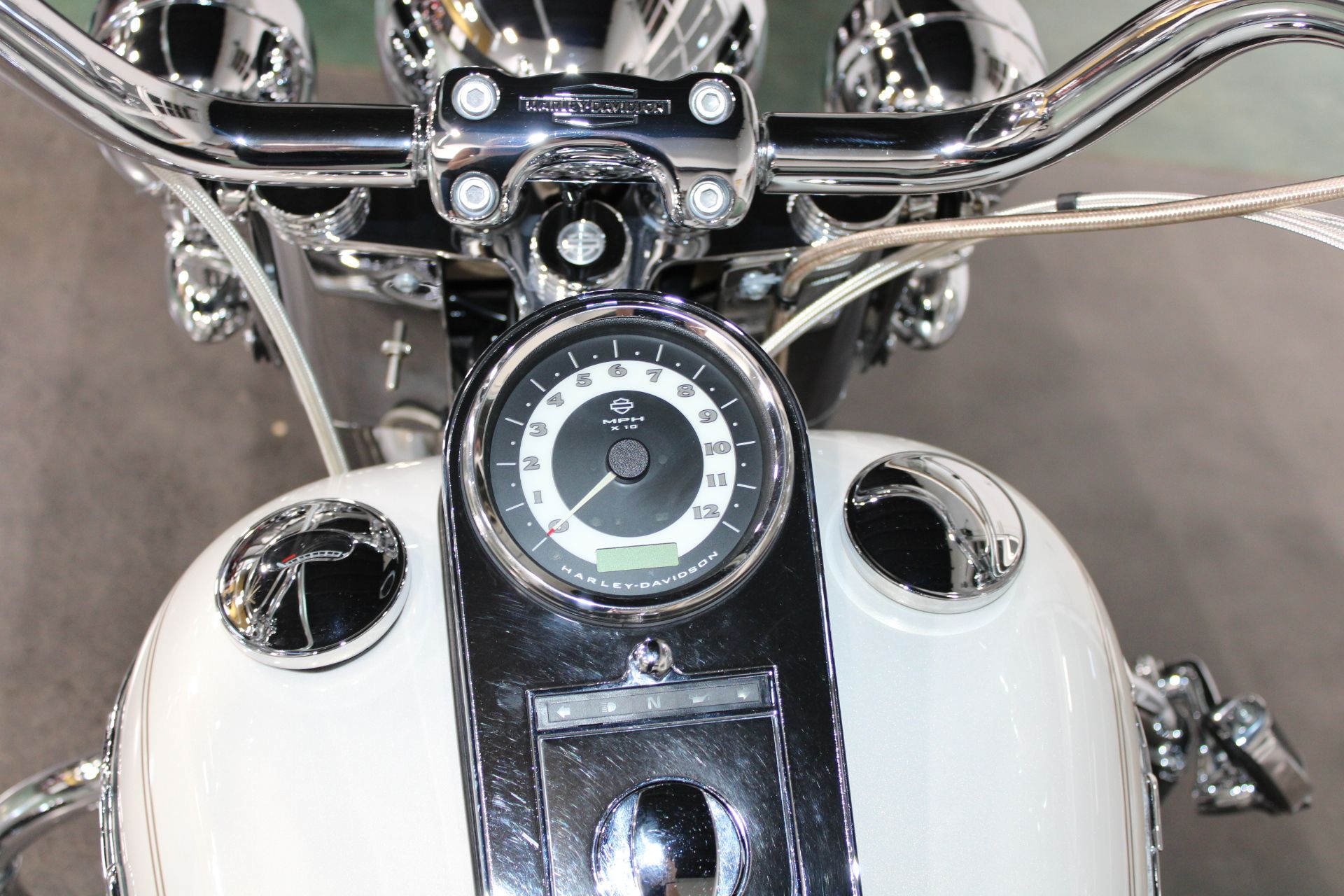 2014 Harley-Davidson Softail® Deluxe in Shorewood, Illinois - Photo 11