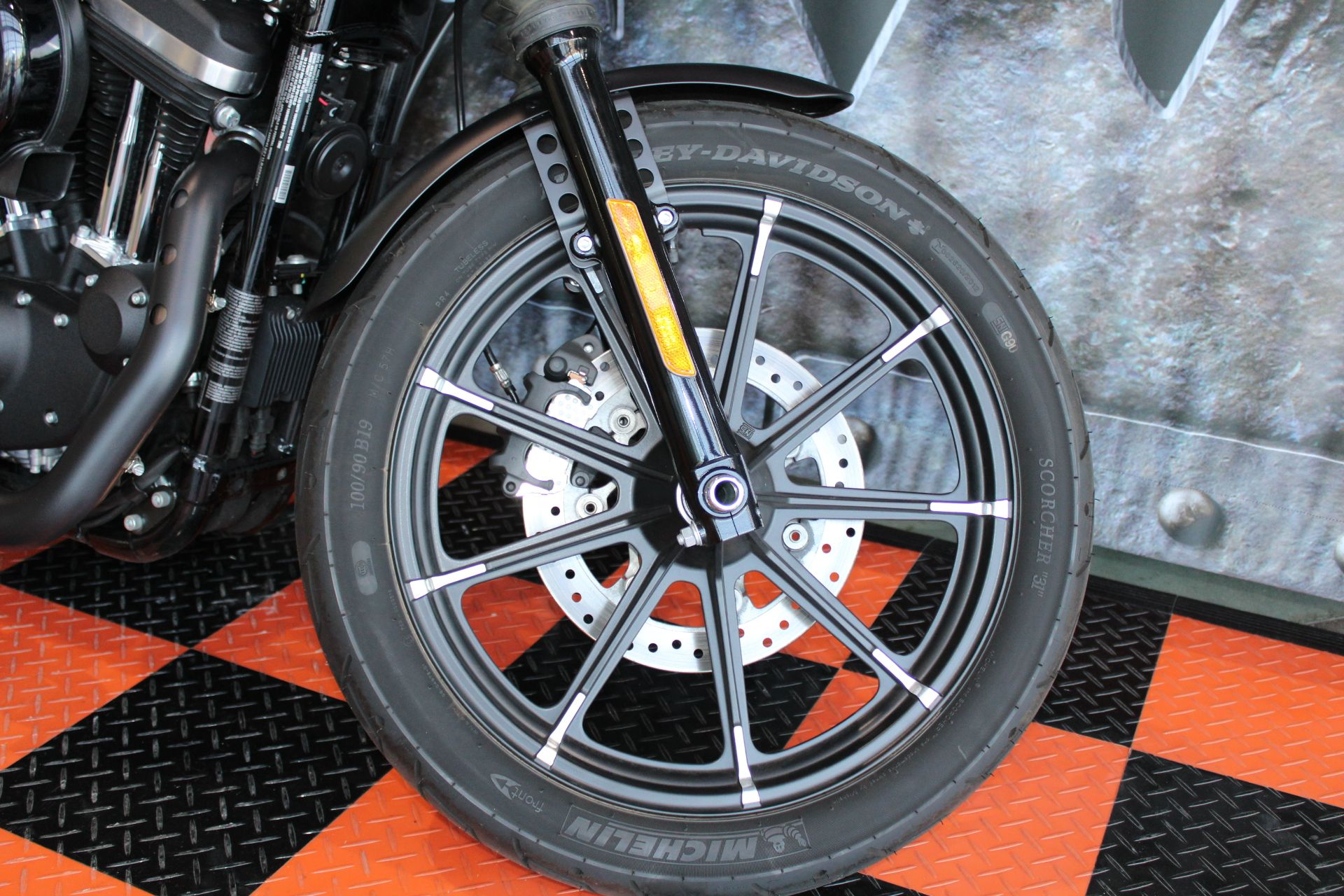 2020 Harley-Davidson Iron 883™ in Shorewood, Illinois - Photo 4