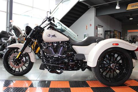 2023 Harley-Davidson Freewheeler® in Shorewood, Illinois - Photo 17