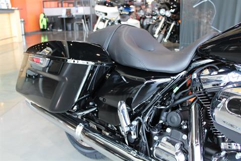 2022 Harley-Davidson Road Glide® in Shorewood, Illinois - Photo 6