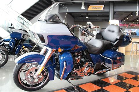 2023 Harley-Davidson Road Glide® Limited in Shorewood, Illinois - Photo 24