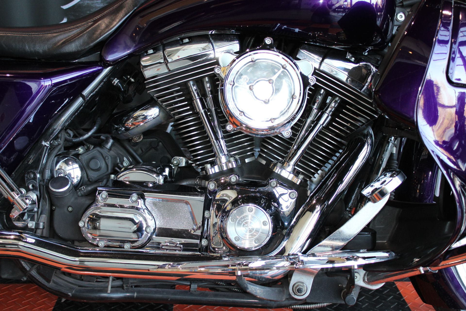 2002 Harley-Davidson FLHR/FLHRI Road King® in Shorewood, Illinois - Photo 6