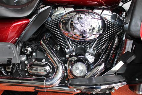 2010 Harley-Davidson Ultra Classic® Electra Glide® in Shorewood, Illinois - Photo 7