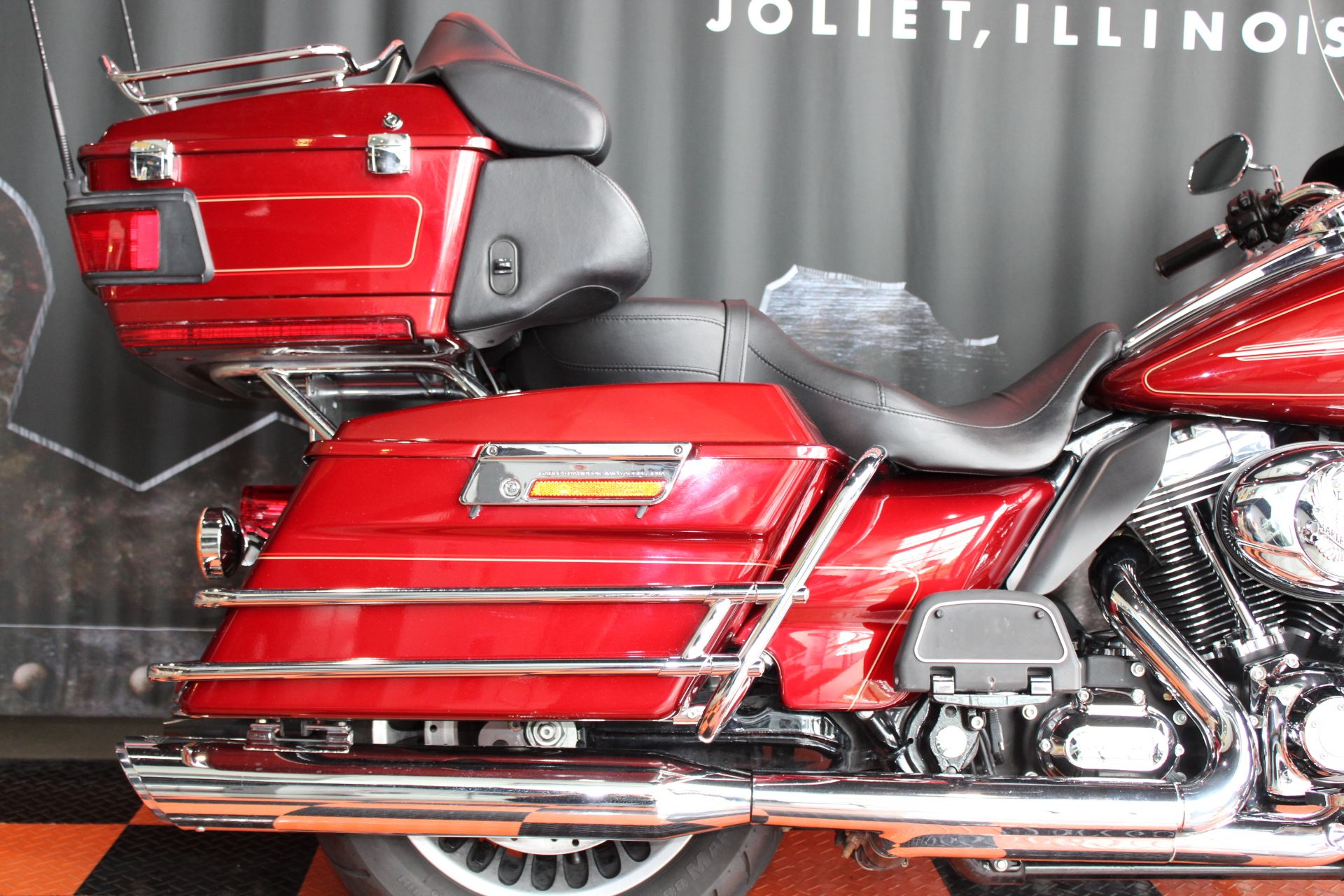 2010 Harley-Davidson Ultra Classic® Electra Glide® in Shorewood, Illinois - Photo 18
