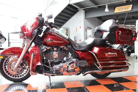 2010 Harley-Davidson Ultra Classic® Electra Glide® in Shorewood, Illinois - Photo 24