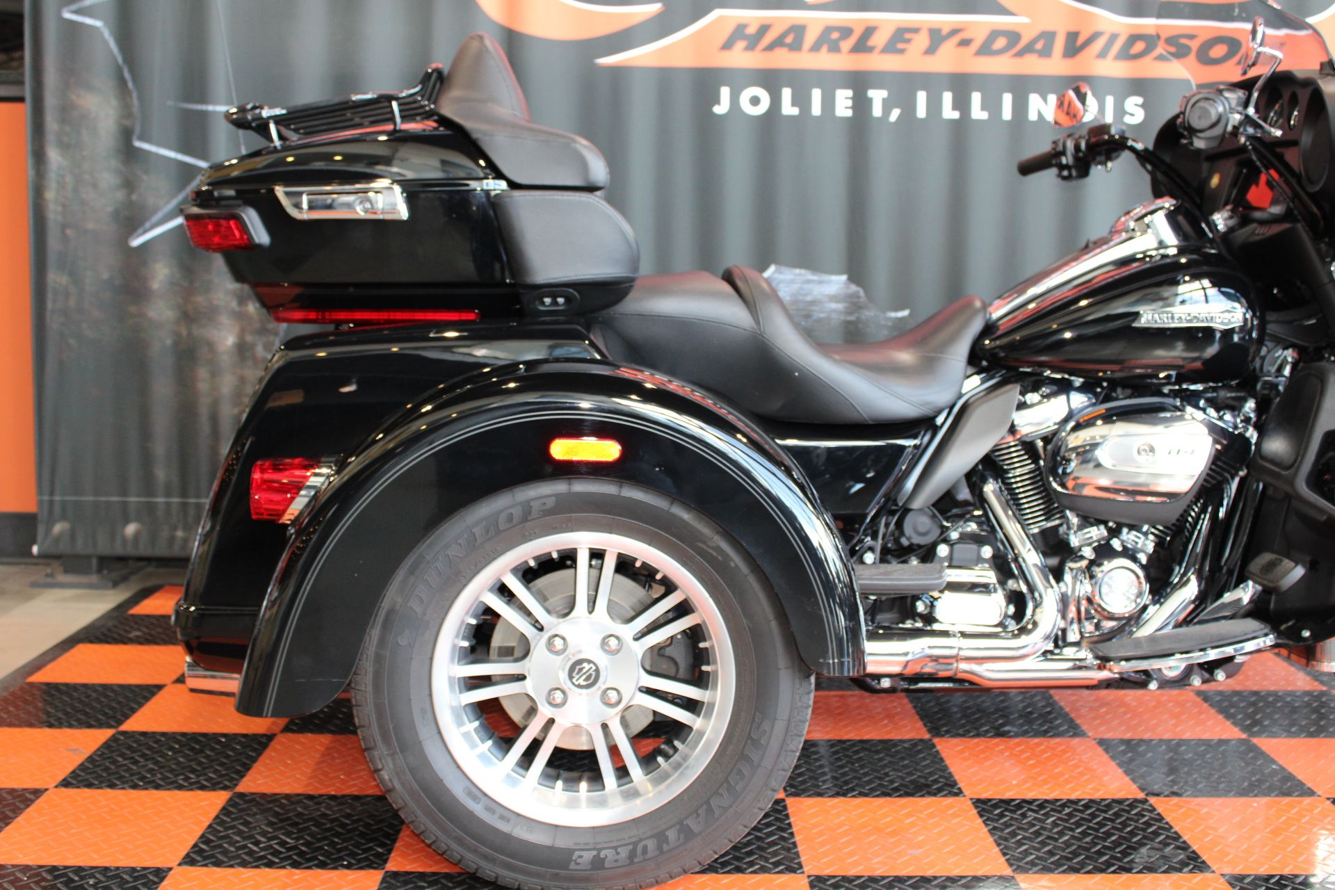 2019 Harley-Davidson Tri Glide® Ultra in Shorewood, Illinois - Photo 17