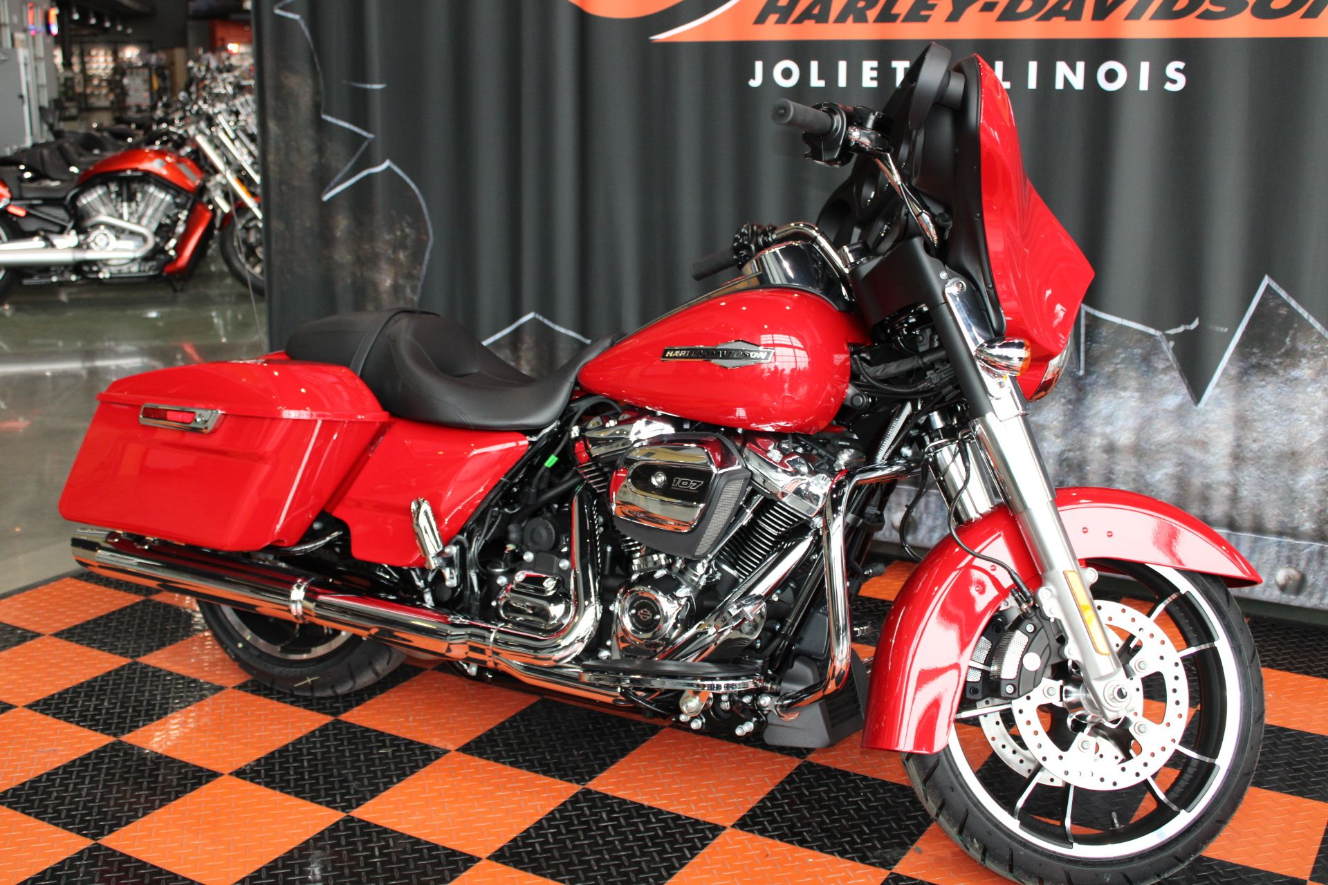 2023 Harley-Davidson Street Glide® in Shorewood, Illinois - Photo 3