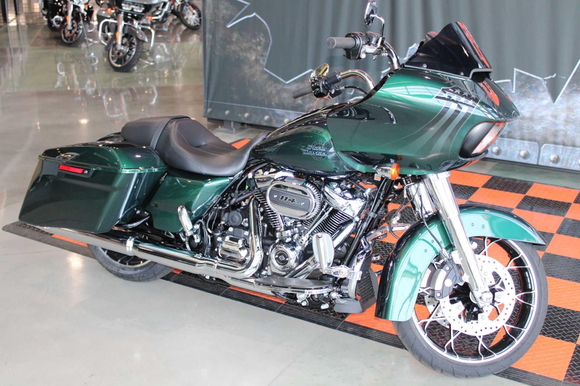 2021 Harley-Davidson Road Glide® Special in Shorewood, Illinois - Photo 2
