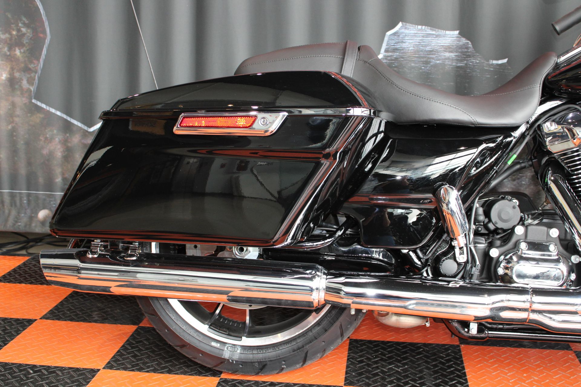 2023 Harley-Davidson Road Glide® in Shorewood, Illinois - Photo 15