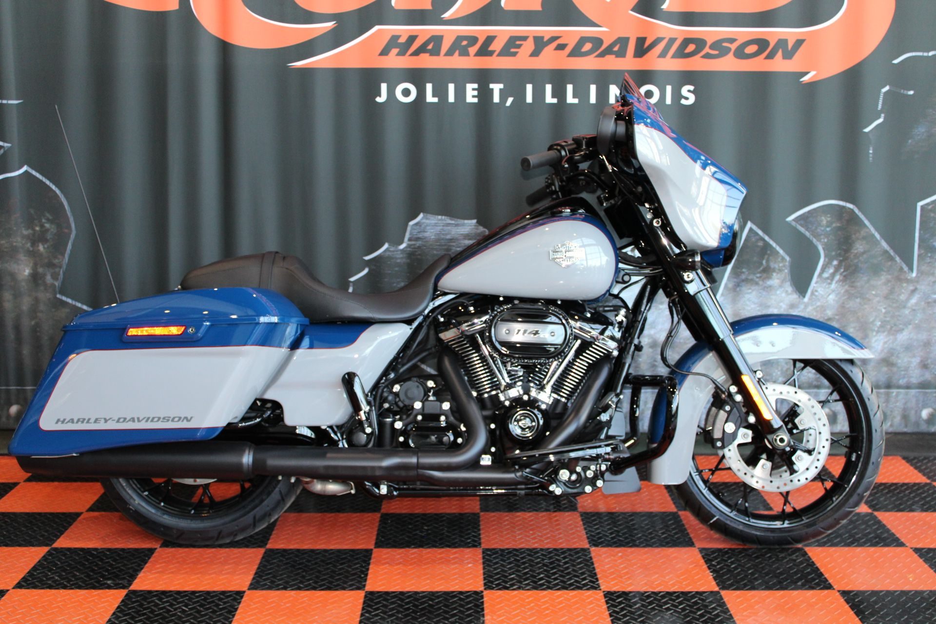 2023 Harley-Davidson Street Glide® Special in Shorewood, Illinois - Photo 2