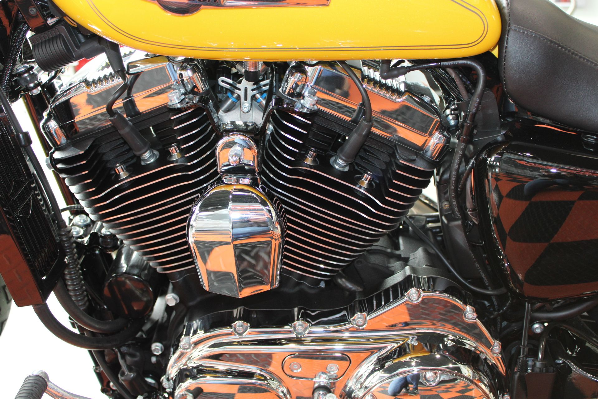 2017 Harley-Davidson 1200 Custom in Shorewood, Illinois - Photo 14