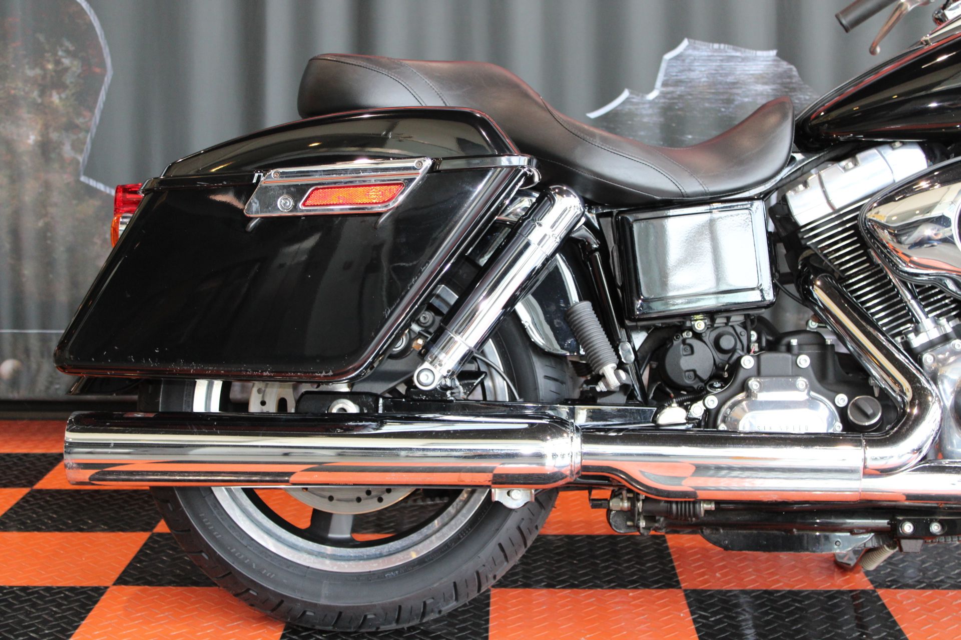 2012 Harley-Davidson Dyna® Switchback in Shorewood, Illinois - Photo 15