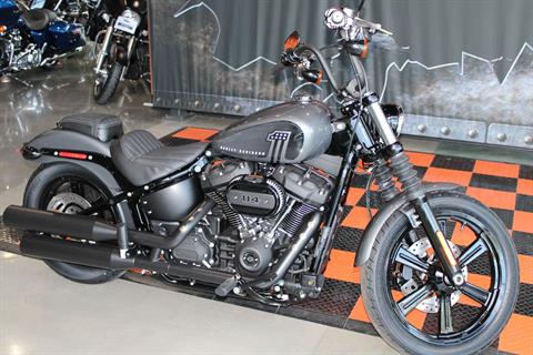 2022 Harley-Davidson Street Bob® 114 in Shorewood, Illinois - Photo 2