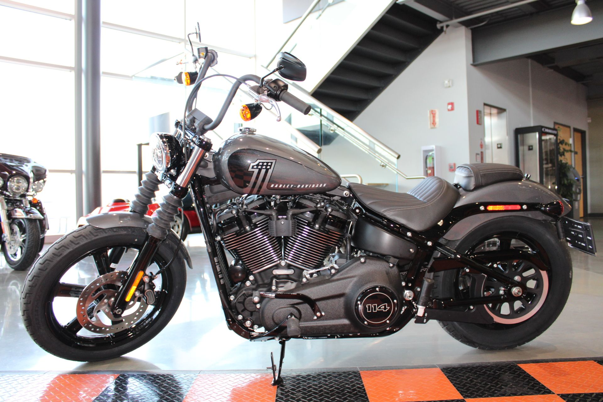 2022 Harley-Davidson Street Bob® 114 in Shorewood, Illinois - Photo 16
