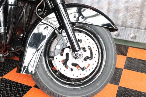 2008 Harley-Davidson Ultra Classic® Electra Glide® in Shorewood, Illinois - Photo 4