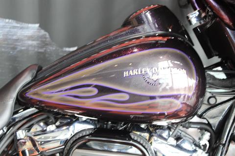 2017 Harley-Davidson Street Glide® Special in Shorewood, Illinois - Photo 6