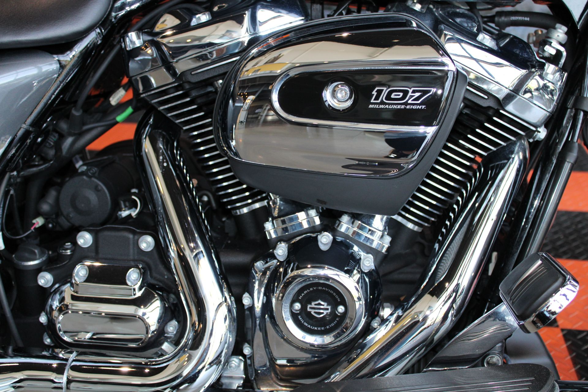 2021 Harley-Davidson Road Glide® in Shorewood, Illinois - Photo 5