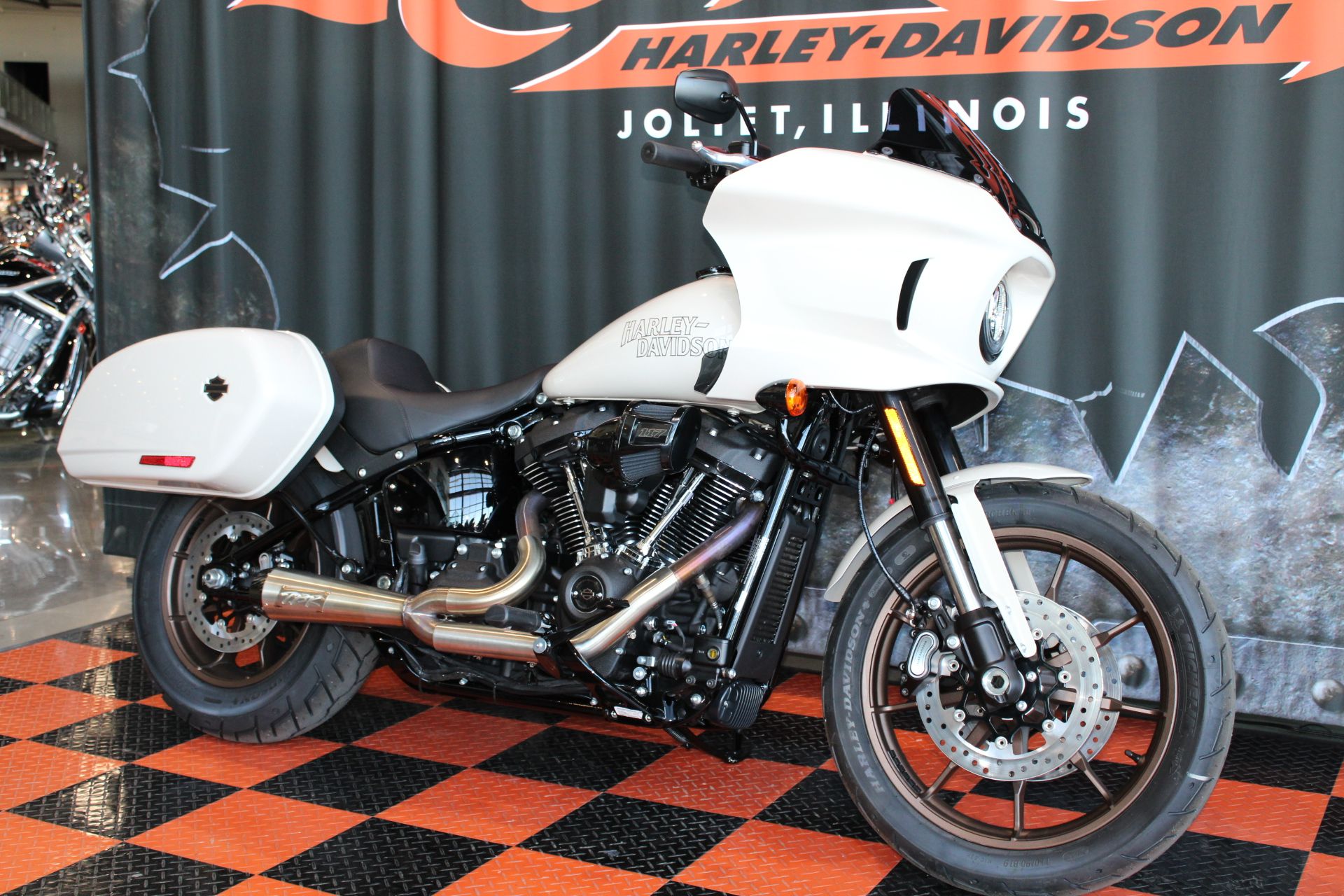 2023 Harley-Davidson Low Rider® ST in Shorewood, Illinois - Photo 3