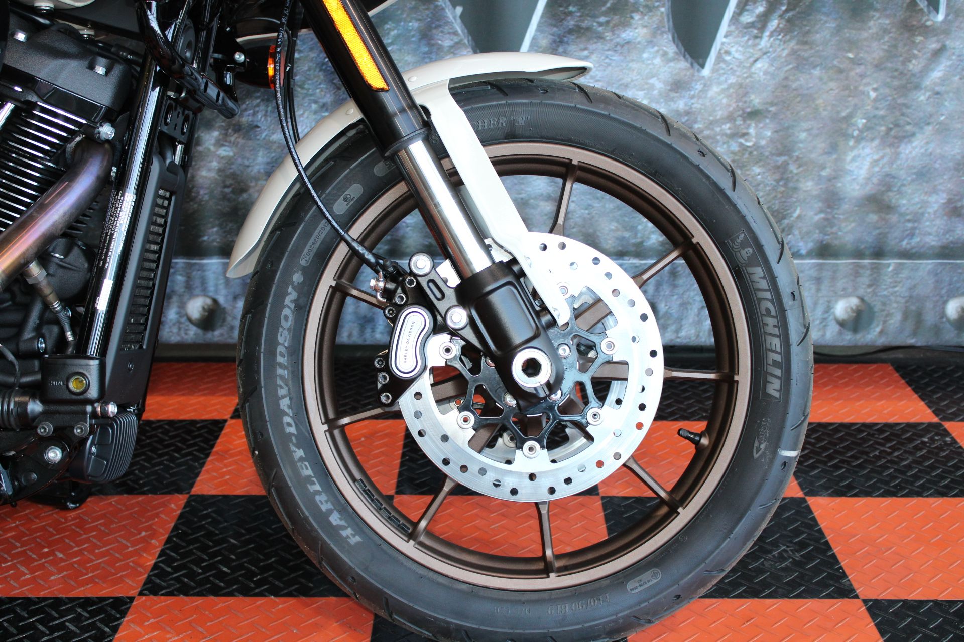 2023 Harley-Davidson Low Rider® ST in Shorewood, Illinois - Photo 4