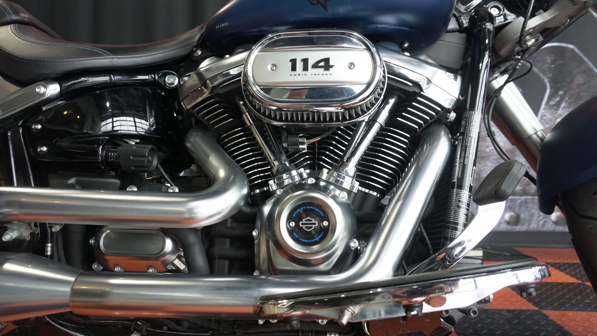 2018 Harley-Davidson 115th Anniversary Fat Boy® 114 in Shorewood, Illinois - Photo 6