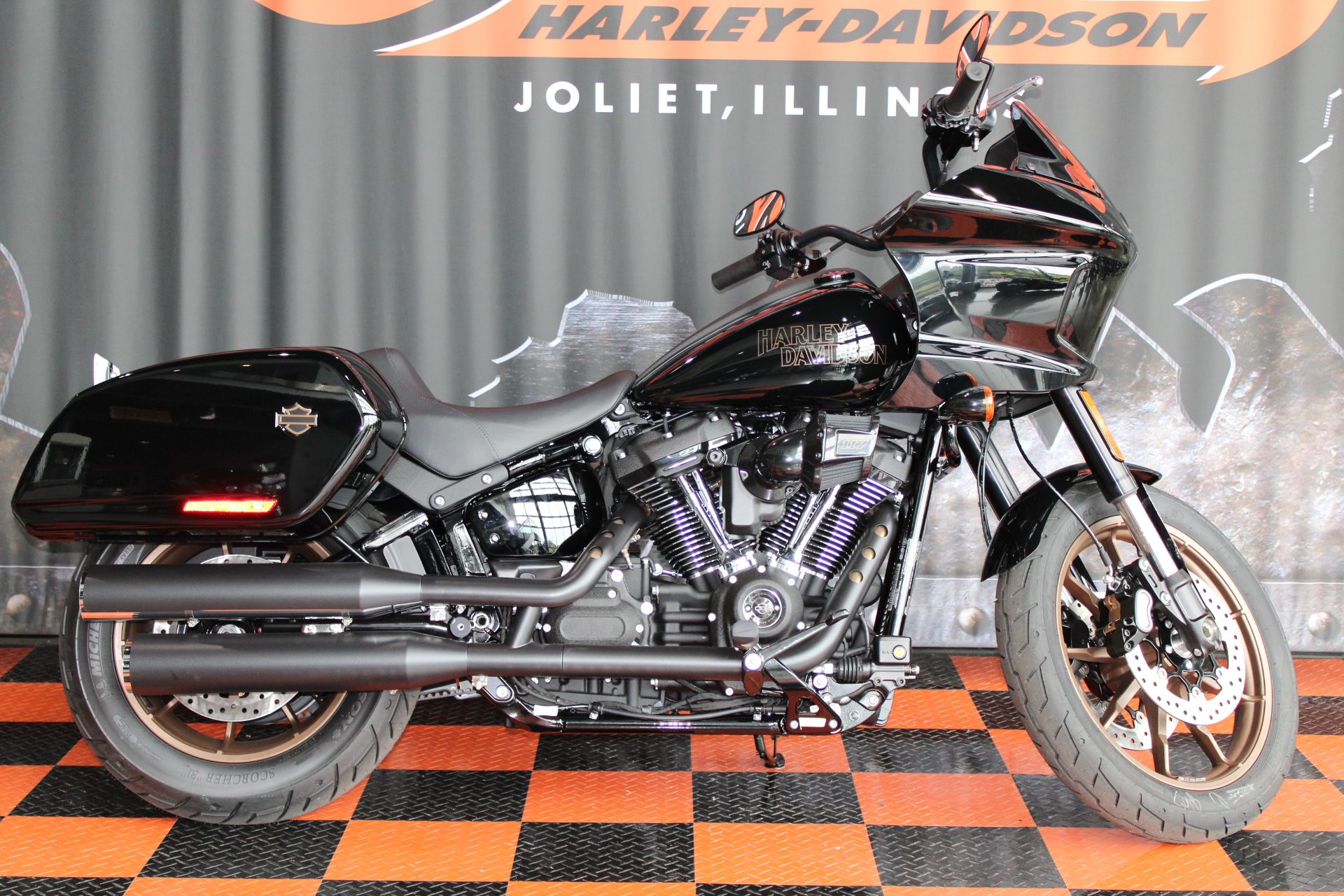 2024 Harley-Davidson Low Rider® ST in Shorewood, Illinois - Photo 2