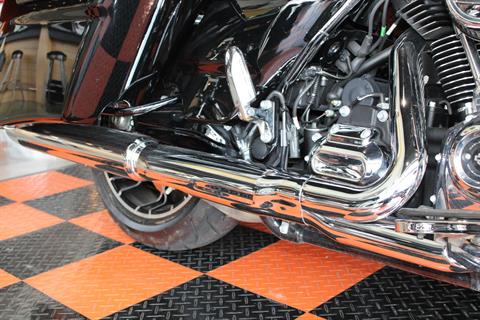 2021 Harley-Davidson Street Glide® Special in Shorewood, Illinois - Photo 9