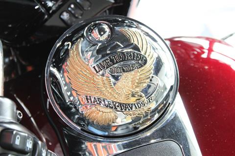 2015 Harley-Davidson Ultra Limited in Shorewood, Illinois - Photo 15
