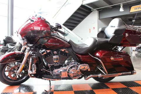 2015 Harley-Davidson Ultra Limited in Shorewood, Illinois - Photo 25