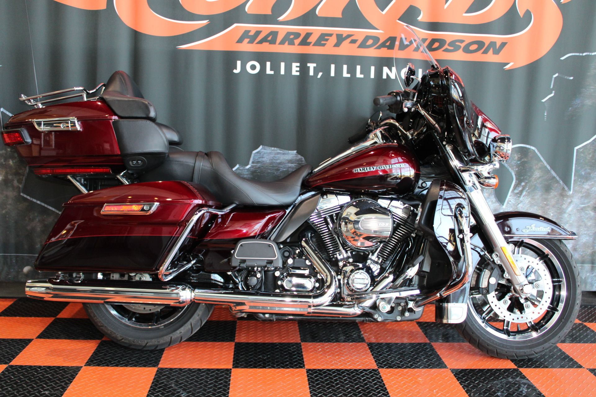 2015 Harley-Davidson Ultra Limited in Shorewood, Illinois - Photo 2