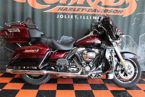 2015 Harley-Davidson Ultra Limited in Shorewood, Illinois - Photo 2