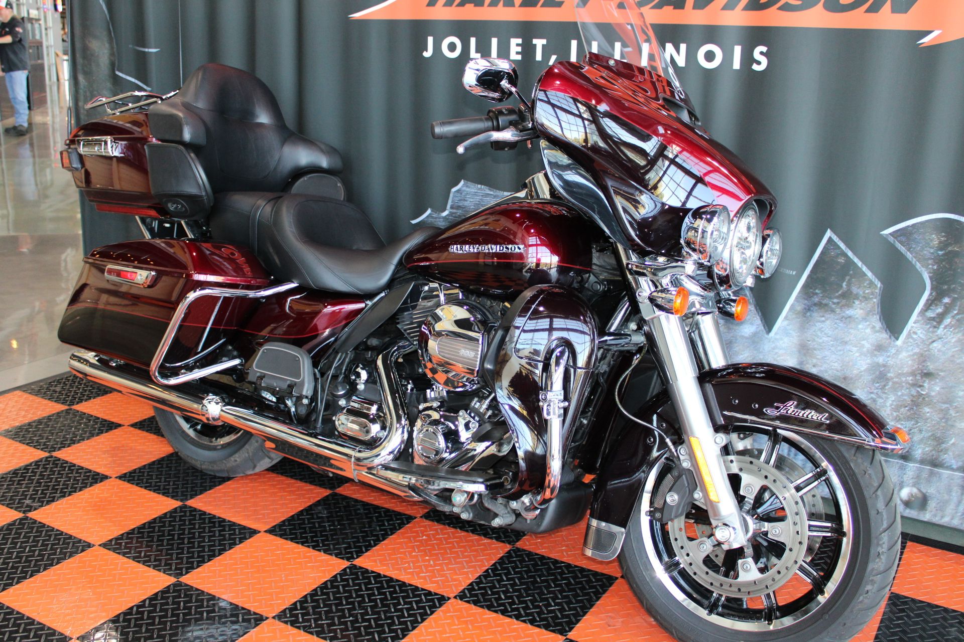 2015 Harley-Davidson Ultra Limited in Shorewood, Illinois - Photo 3