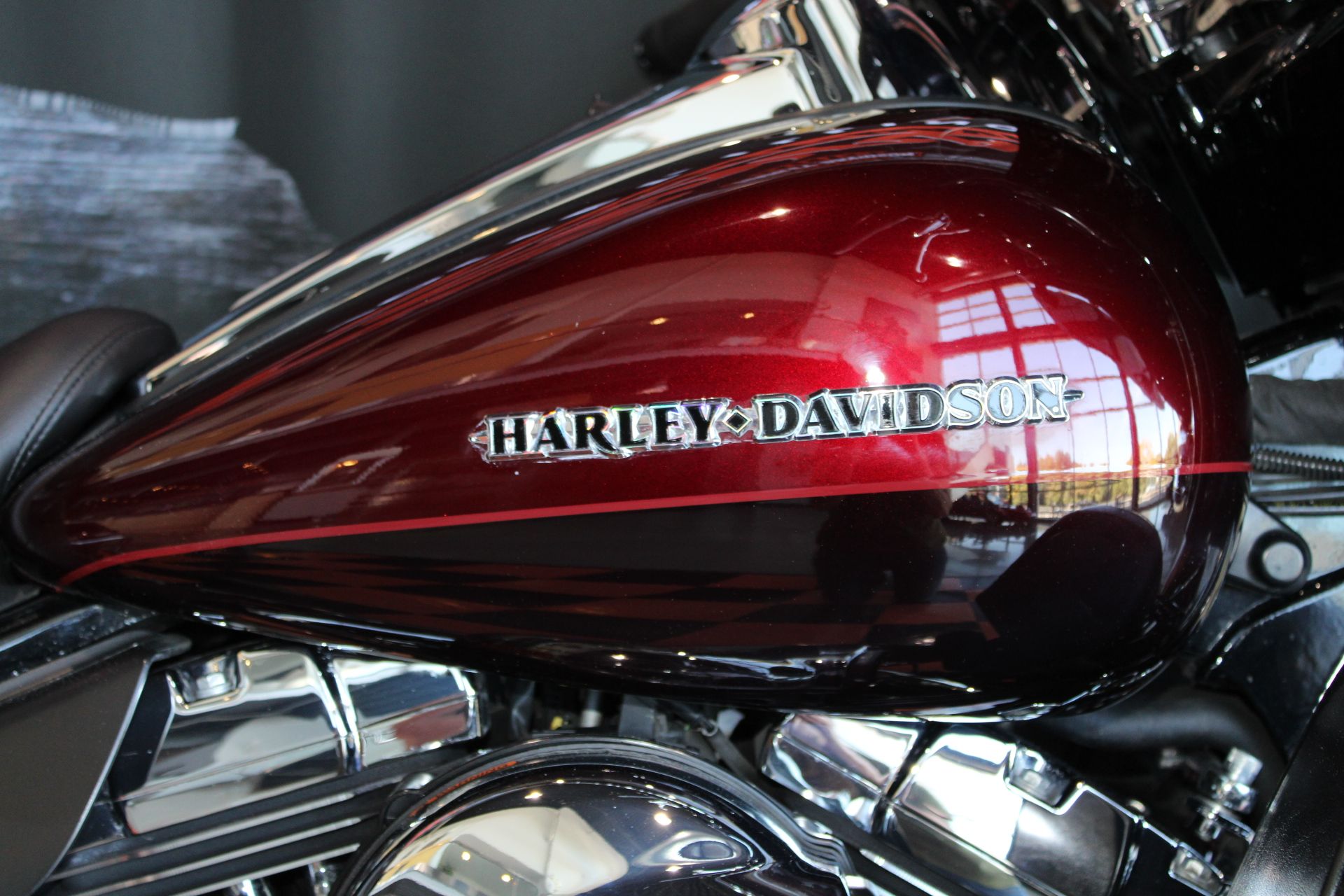 2015 Harley-Davidson Ultra Limited in Shorewood, Illinois - Photo 5