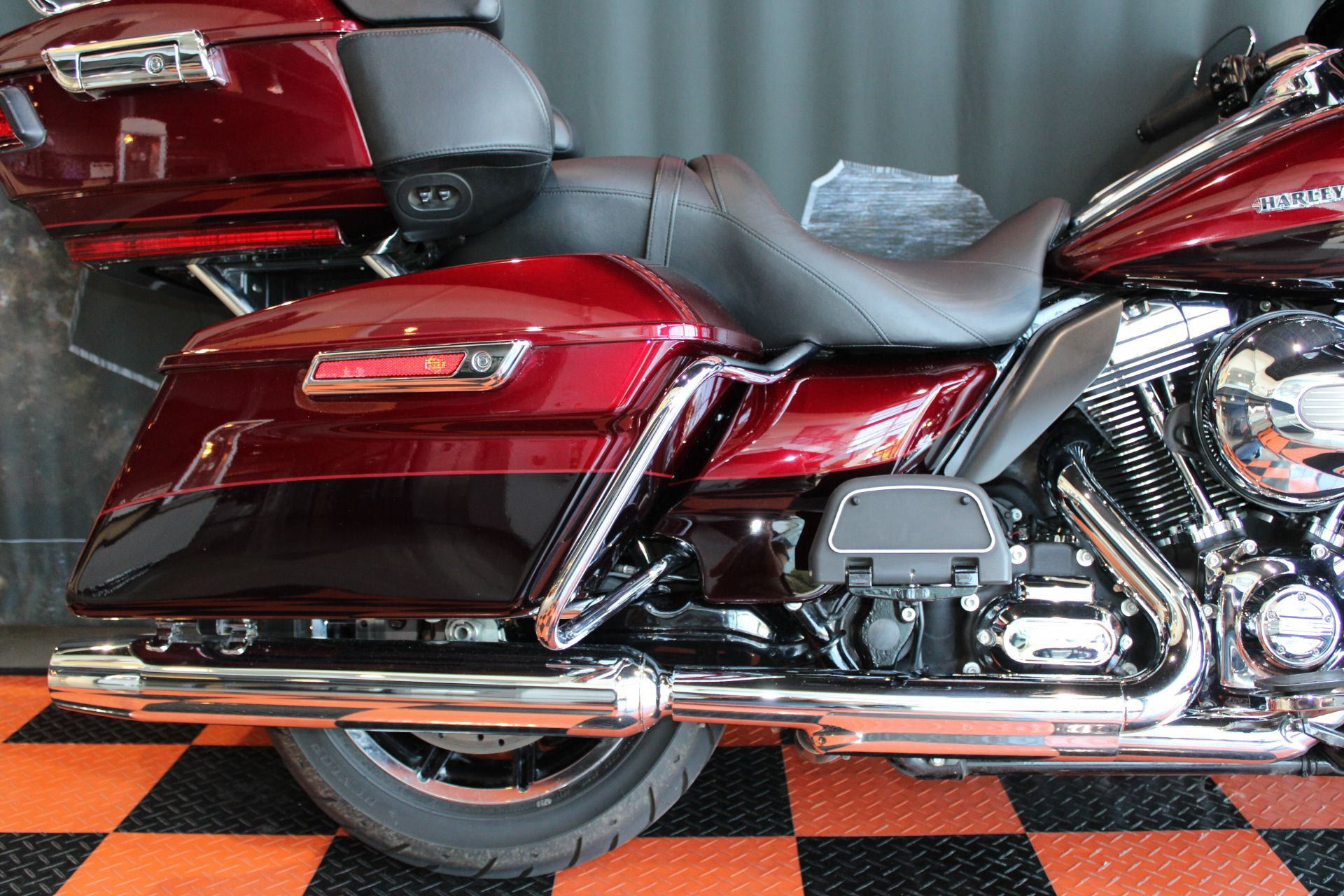 2015 Harley-Davidson Ultra Limited in Shorewood, Illinois - Photo 16